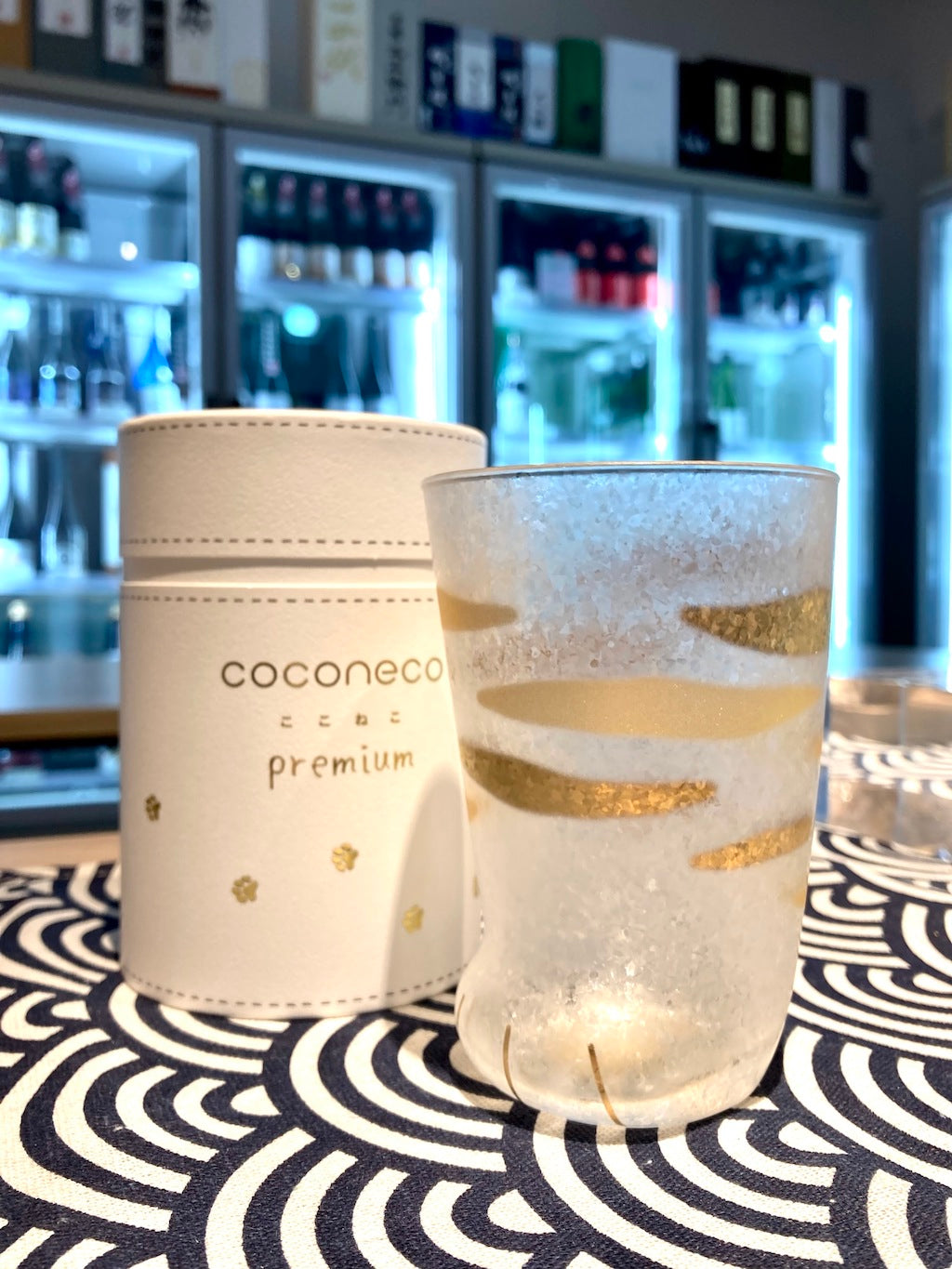 日本 Aderia 可愛金色虎腳 磨砂玻璃酒杯