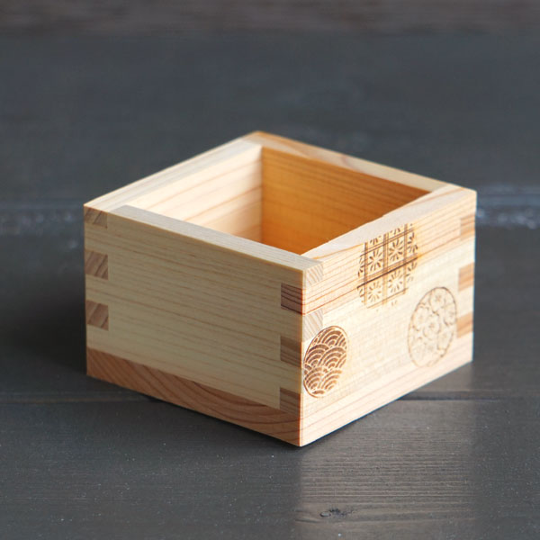 Aderia Premium Marumon Masu Sake Glass Gift Box